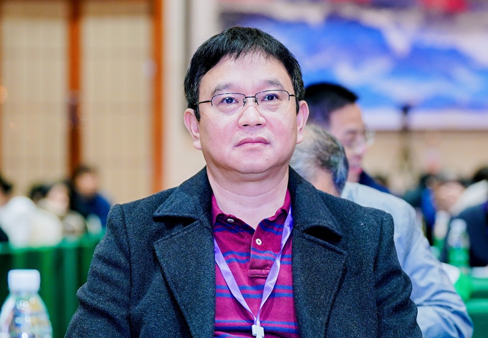 Chengshu Wang
