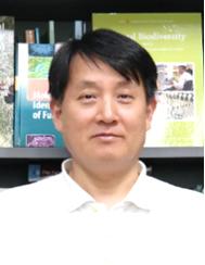 HyangBurm Lee